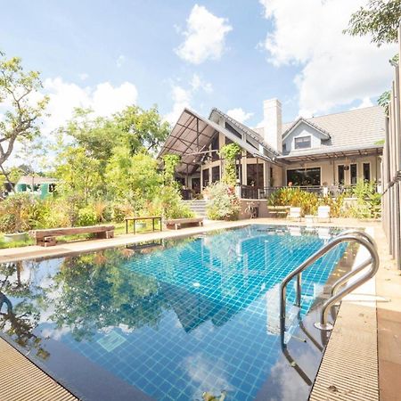 Capital O 75378 Thawapee Resort Rayong Exterior photo