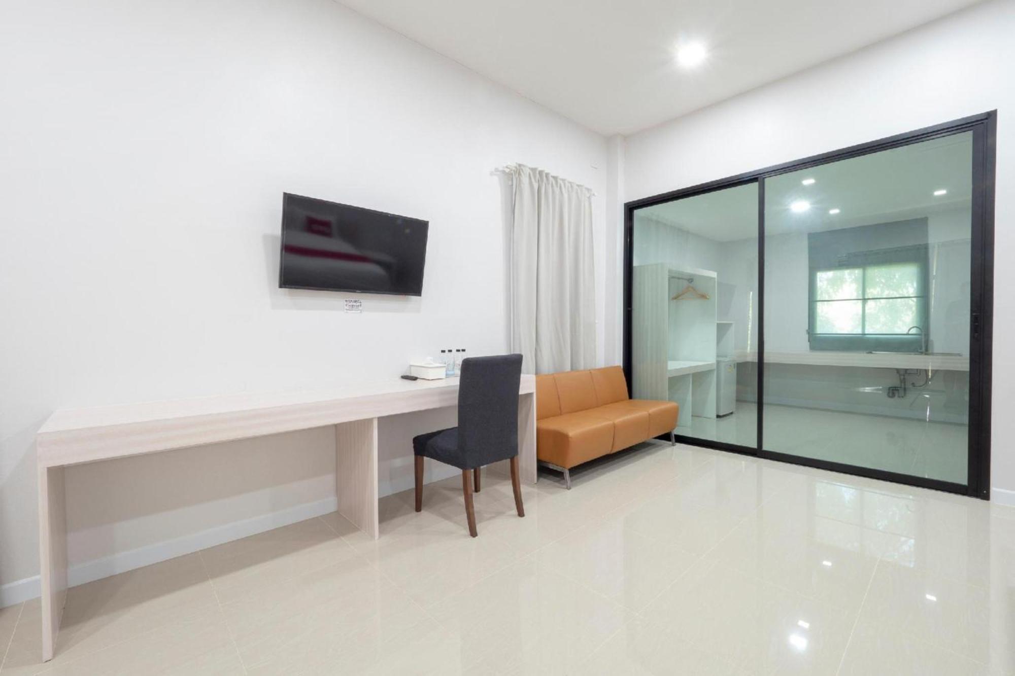 Capital O 75378 Thawapee Resort Rayong Exterior photo