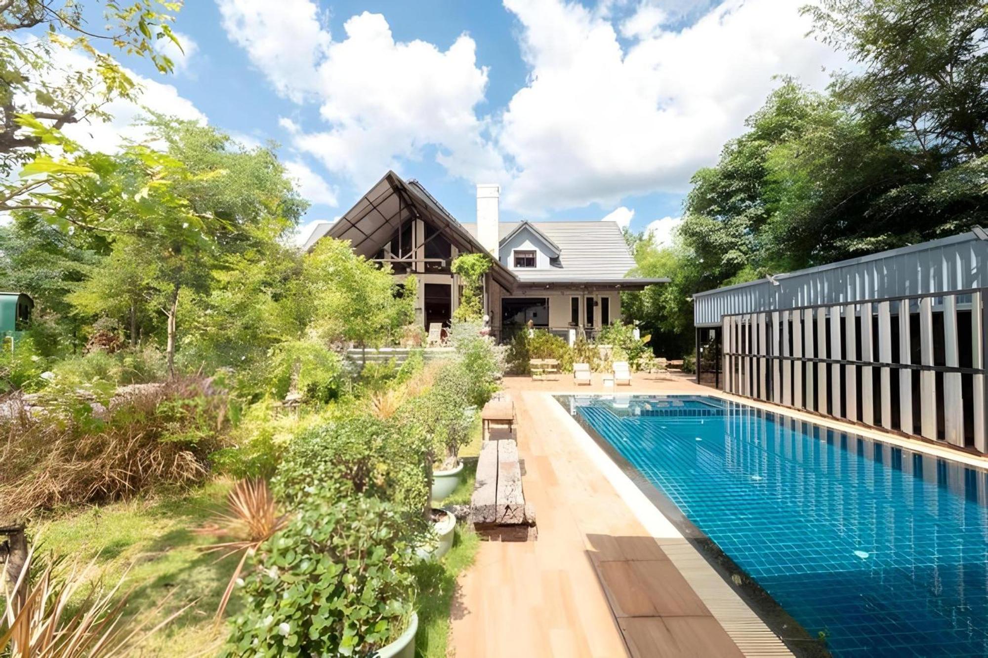 Capital O 75378 Thawapee Resort Rayong Exterior photo